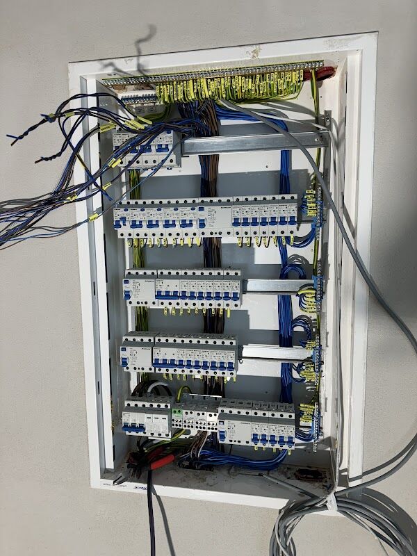 Profesionální rozvaděč